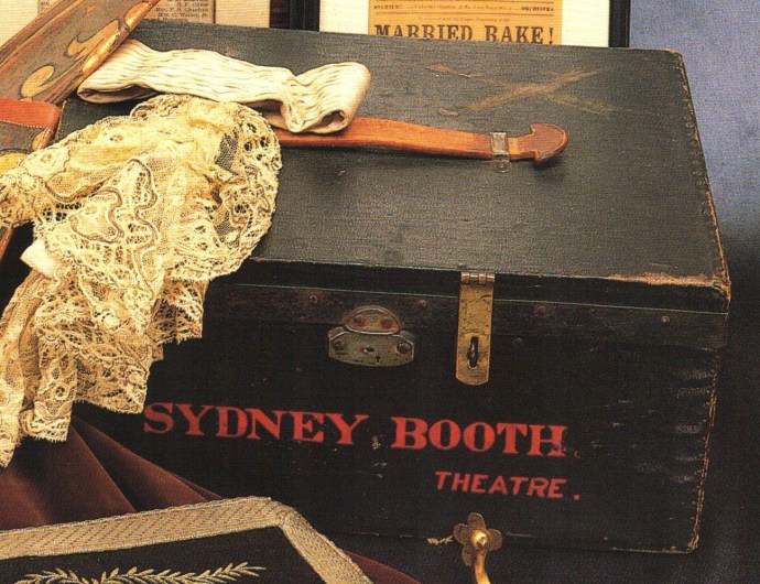 Sydney Booth box